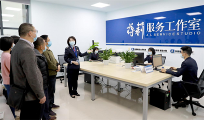 广安税务:税花“红”闪耀税务“蓝”