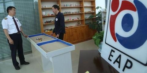 为高原雄鹰的内心戴上“氧气面罩”--记国内首家“飞行员心理工作室”